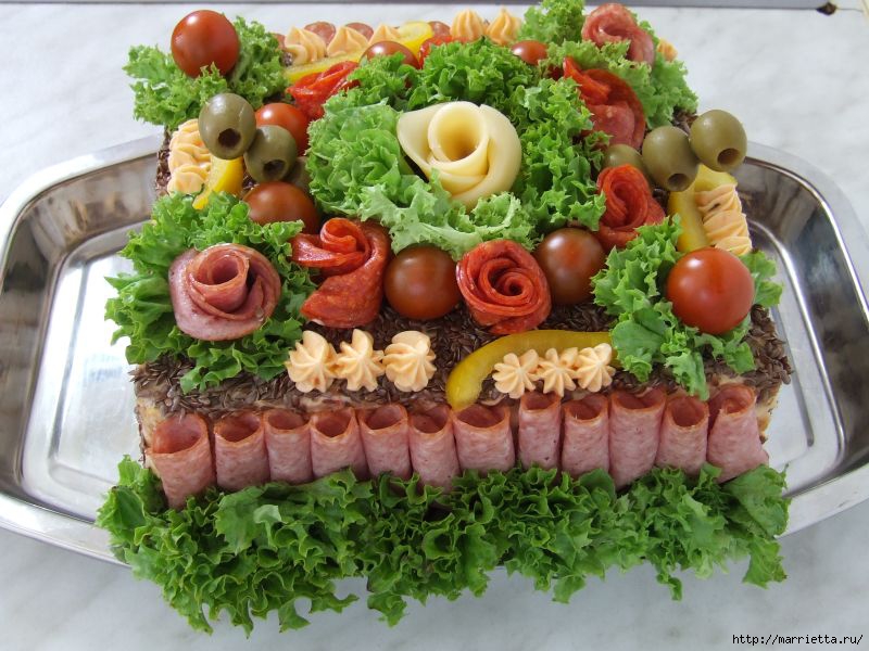 Салат с колбасой на праздничный стол рецепты с фото
